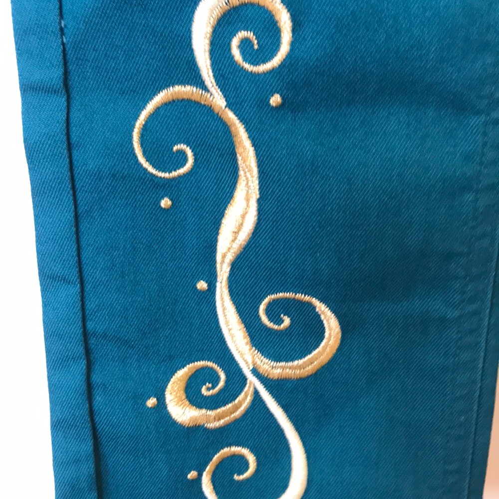 Pants - Picture 3 of 9